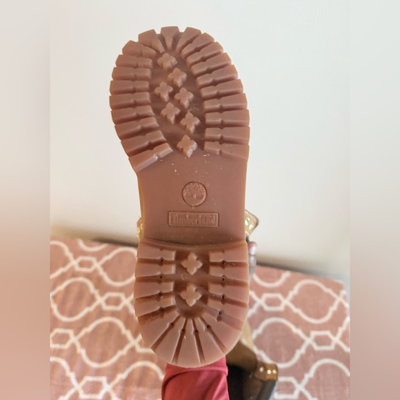 Timberlands - Picture 4 of 5